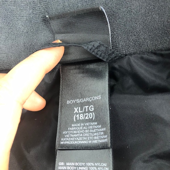 The north face boys jacket 18-20 - Picture 10 of 11